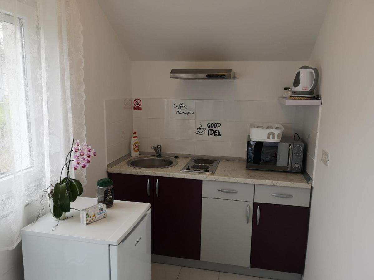 Hrsak Apartment *